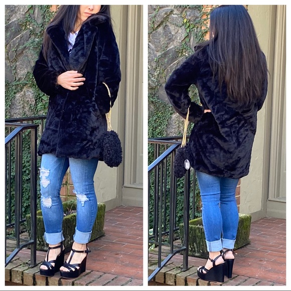 22 - ✨PARIS✨Gorgeous black faux fur jacket with pockets - Picture 4 of 8